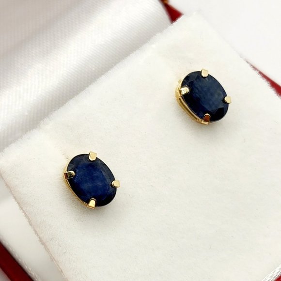 14K Yellow Gold Natural Blue Sapphire 7x5mm Stud Earrings - Picture 3 of 5